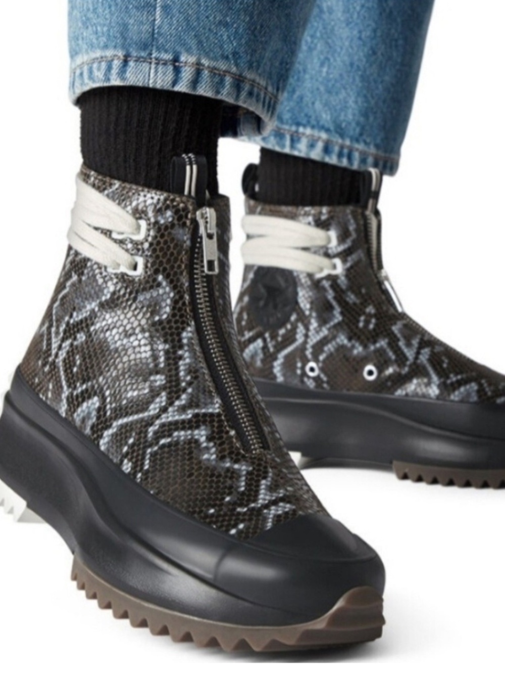 CONVERSE RUN STAR HIKE PLATFORM BOOTS SNEAKERS 7.5 SNAKESKIN NEW LIMITED EDITION
